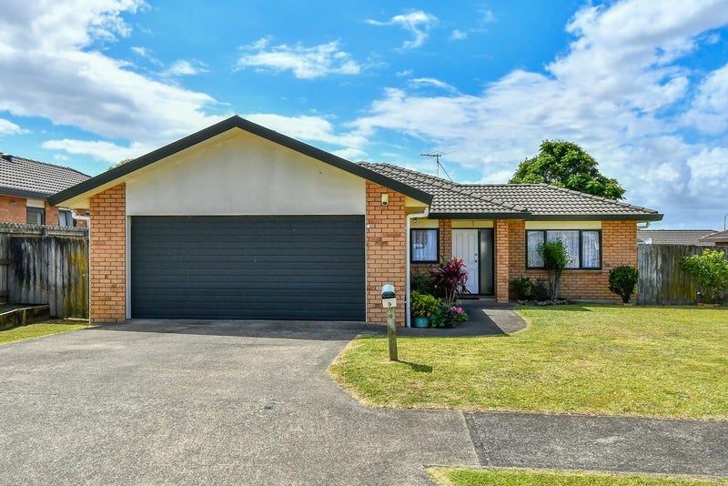 9 Mark Edgar Place, Clendon Park, Auckland - Carousel 2