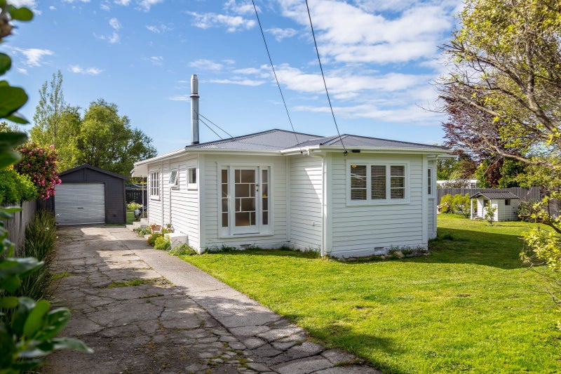 41 Wallace Street, Featherston - Carousel 1