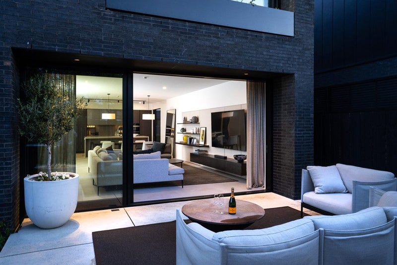 9 Hewitts Road, Merivale, Christchurch - Carousel 19