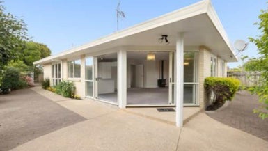7 Verbena Glen, Mount Maunganui, Mount Maunganui - Carousel 1