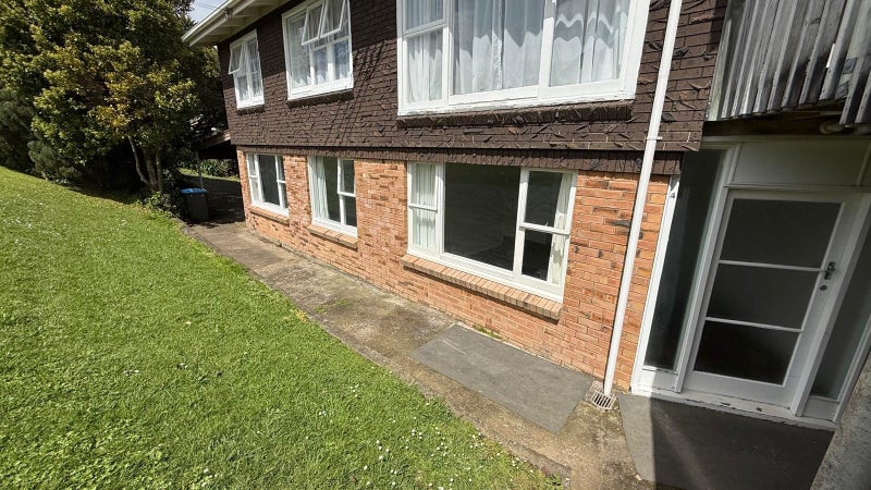 2/15 Stanton Terrace, Lynfield, Auckland - Carousel 10