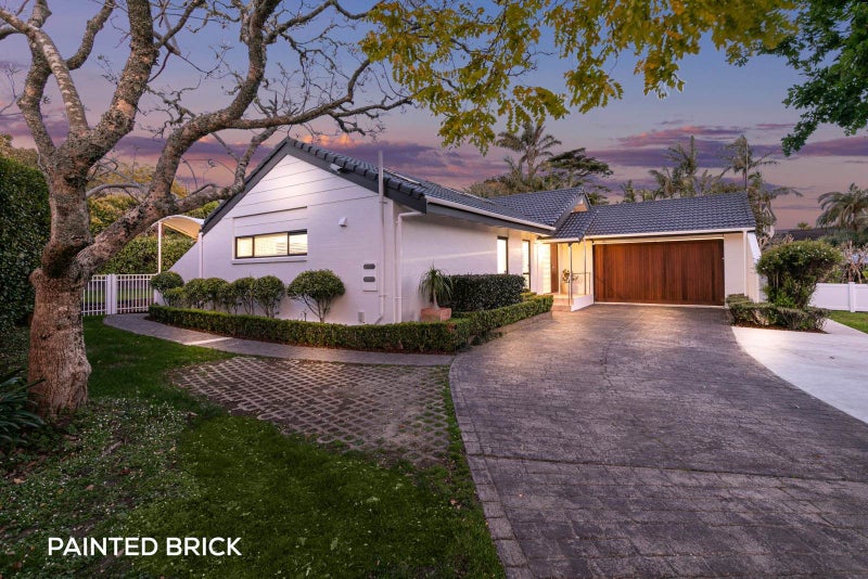 18 Waipuia Place, Greenhithe, Auckland - Carousel 2