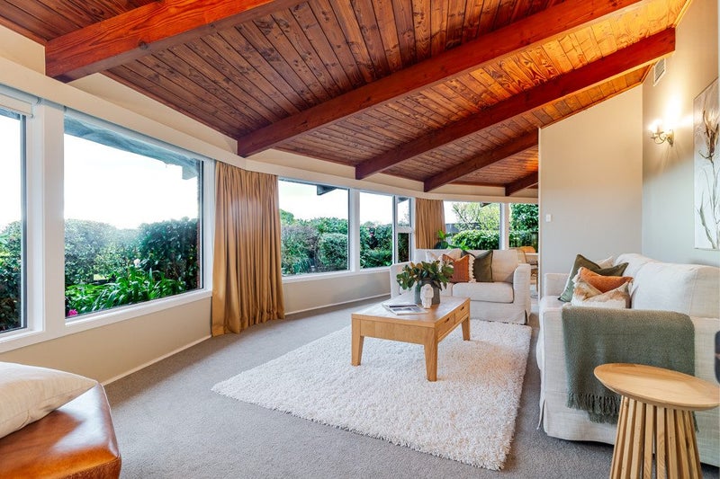 62 Churchill Avenue, Hokowhitu, Palmerston North - Carousel 2