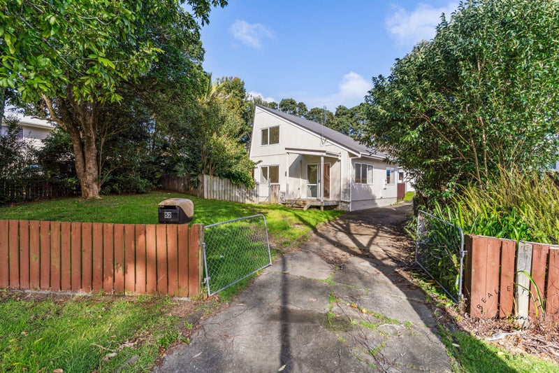 52 Moncrieff Avenue, Clendon Park, Auckland - Carousel 1