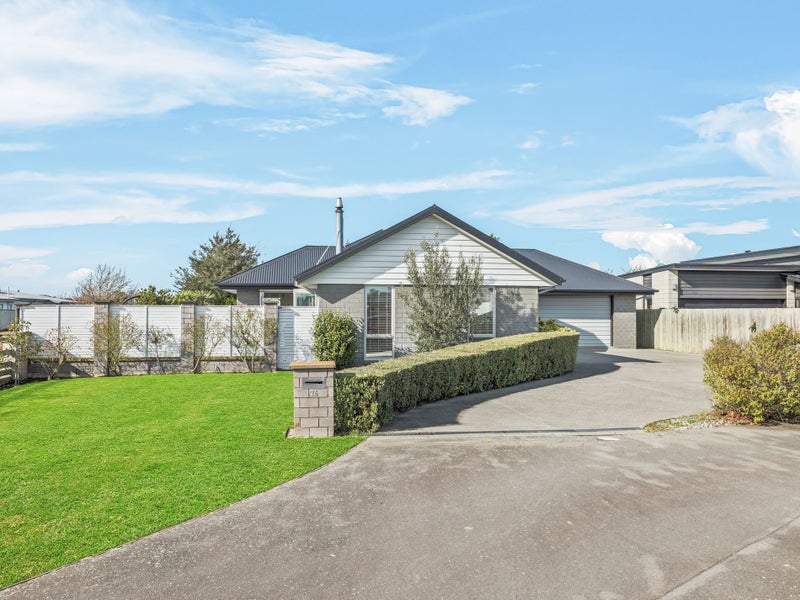 26 Henley Close, Rolleston, Rolleston - Carousel 2