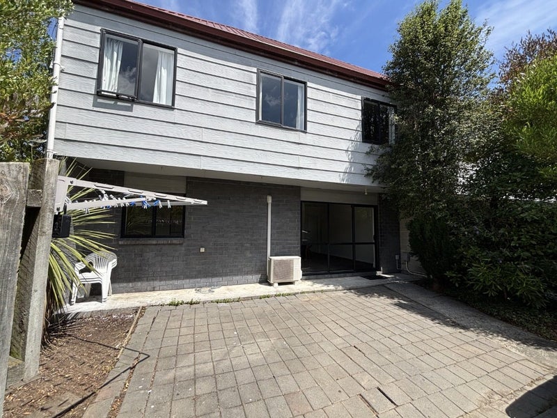 1/111 Clarence Street, Riccarton, Christchurch - Carousel 1