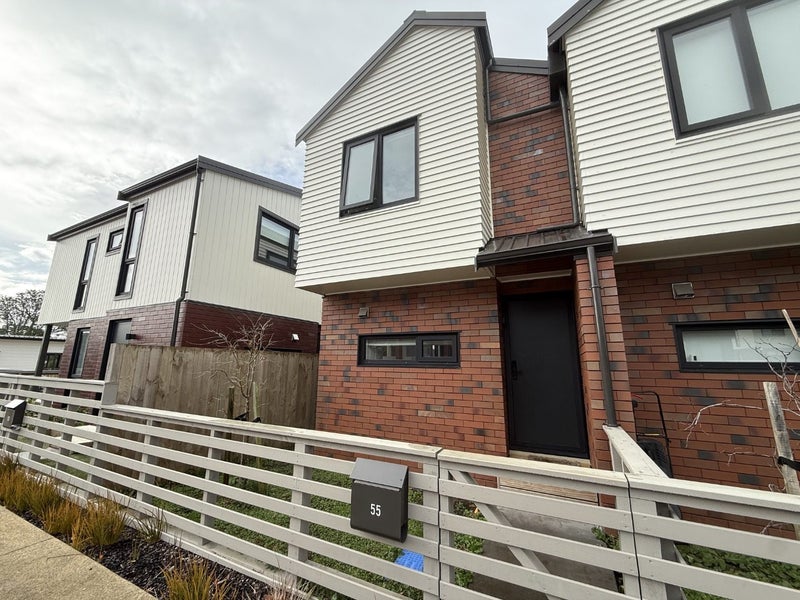 55 Te Puketoka Lane, Māngere, Auckland - Carousel 1