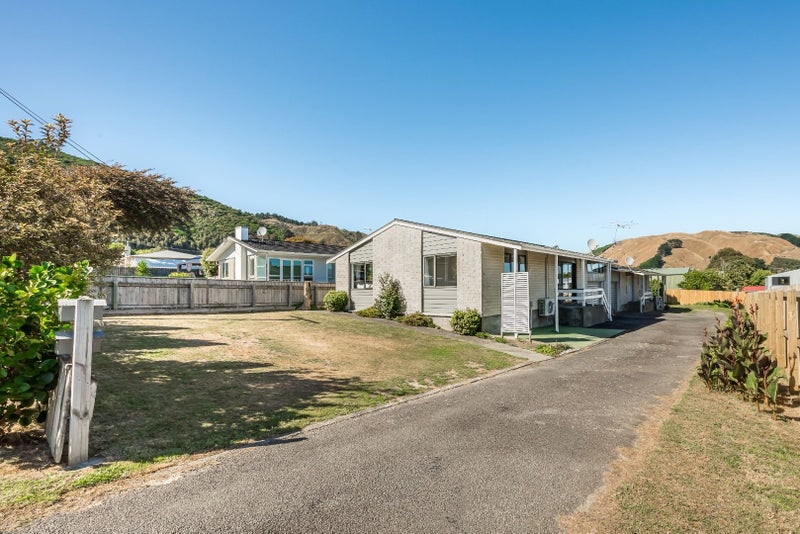 8A Utauta Street, Waikanae - Carousel 1