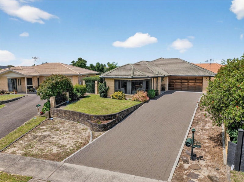 4 Halesia Place, Mount Maunganui, Mount Maunganui - Carousel 1