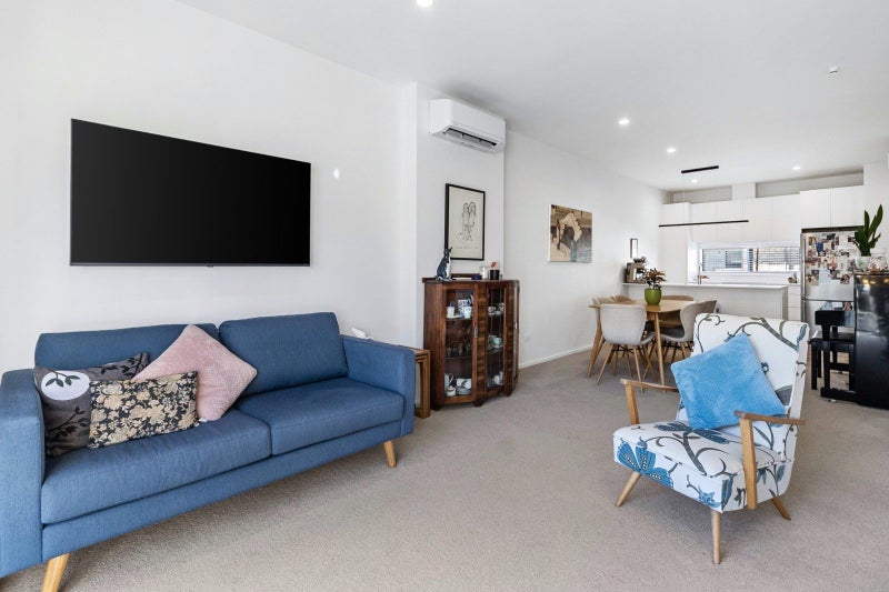 102 Mangahoe Road, Mount Wellington, Auckland - Carousel 2