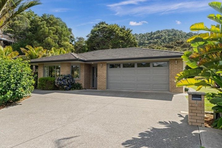 15 Kokako Place, Horahora, Whangarei, Northland - Carousel 1