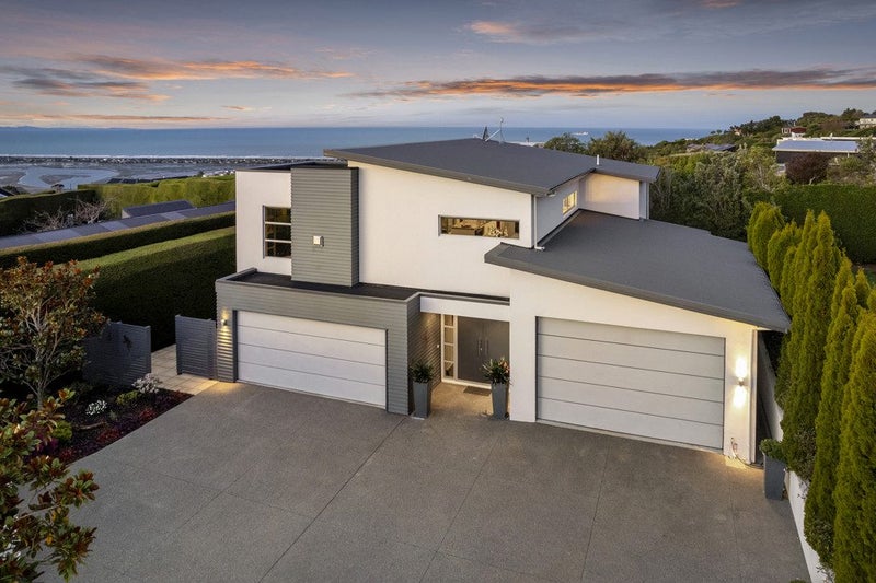 241 Mount Pleasant Road, Mount Pleasant, Christchurch - Carousel 1