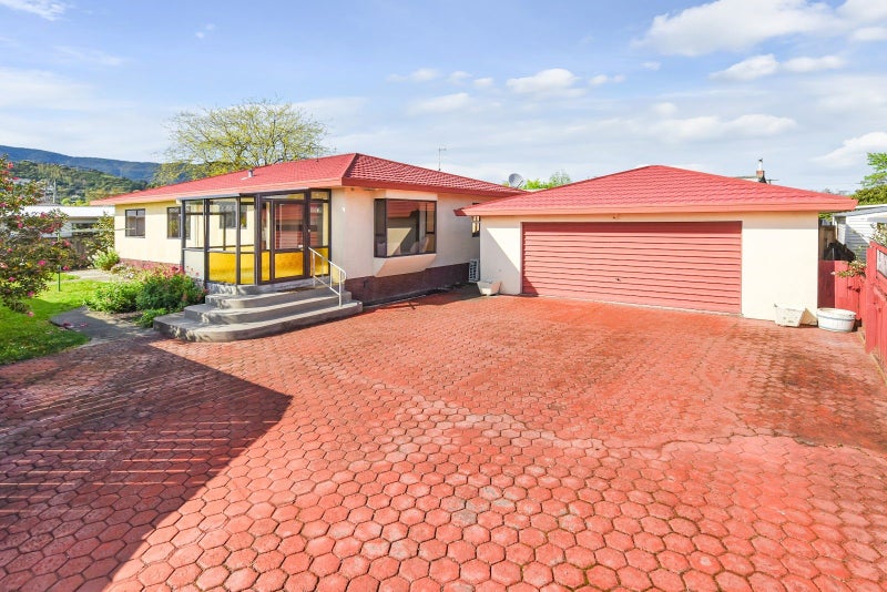 2/16 Newall Avenue, Stoke, Nelson - Carousel 1