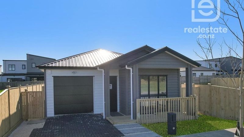 15 Huringa Road, Karaka, Papakura - Carousel 1