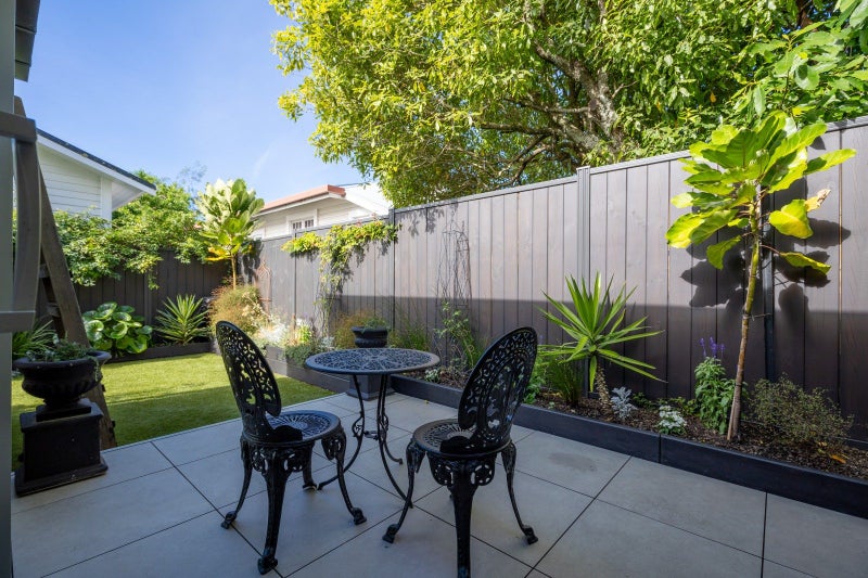 2/1G Harley Street, Nelson, Nelson - Carousel 20