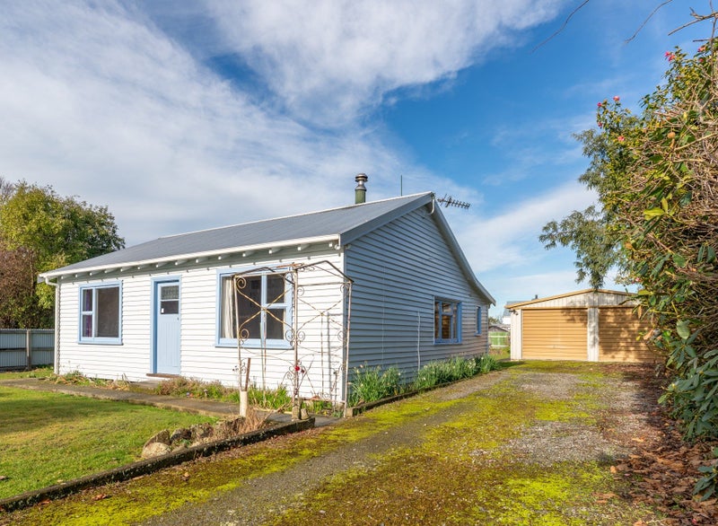 13 Avenel Street, Winchester - Carousel 1