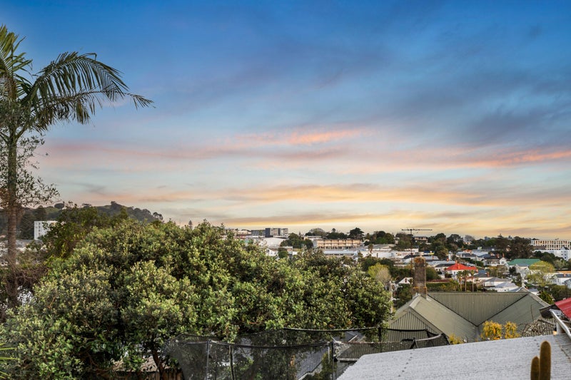 50 Dean Street, Grey Lynn, Auckland - Carousel 2