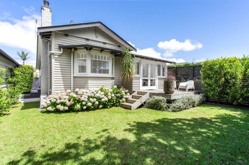 4A Aspen Street, Avondale, Auckland - Carousel 1