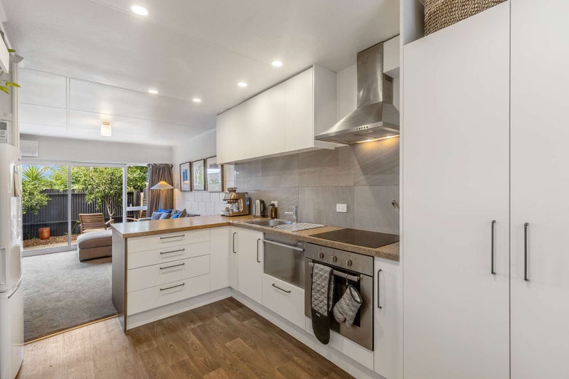 2/30 GEORGE Street, Richmond, RICHMOND - Carousel 1