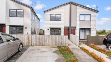 68 Matawhanga Drive, Wattle Downs, Auckland - Carousel 1