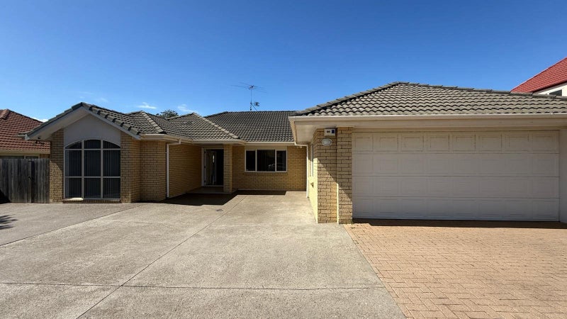 186 Botany Rd, Botany Downs, Manukau City, Auckland - Carousel 1