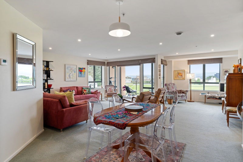 9/80 Salamanca Road, Kelburn, Wellington - Carousel 1