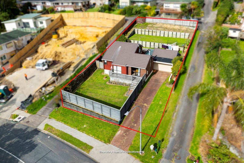 27 Oaktree Avenue, Browns Bay, Auckland - Carousel 1