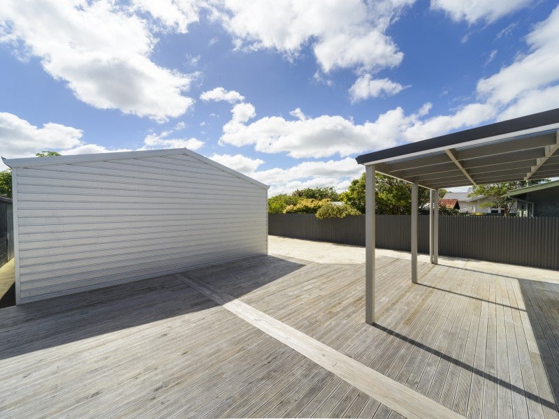 11 Shamrock Street, Takaro, Palmerston North - Carousel 26