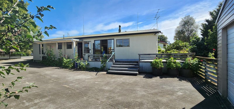 33 Higginson Street, Otane, Otane - Carousel 1