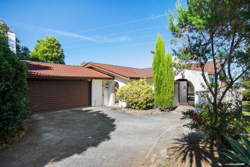 141 Everglade Drive, Totara Heights, Auckland - Carousel 2