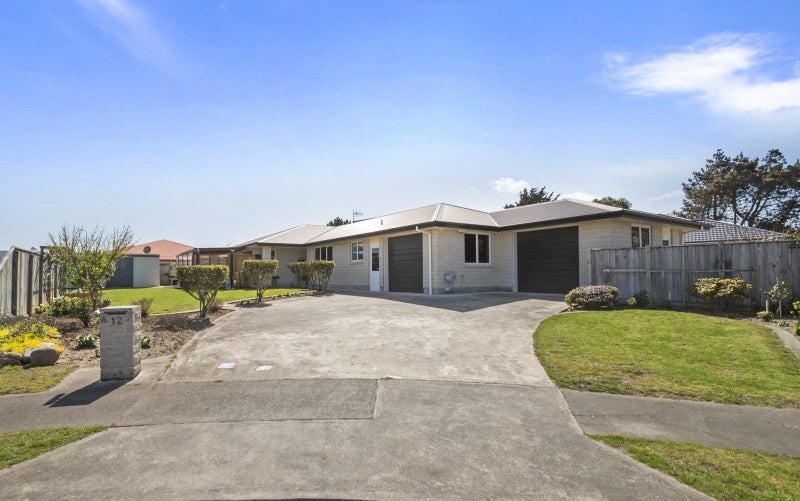 12 Malthus Place, Foxton Beach, Foxton - Carousel 1