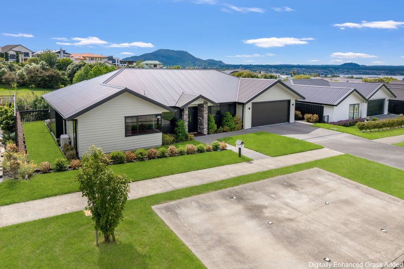 34 Penny Grove, Nukuhau, Taupo - Carousel 1