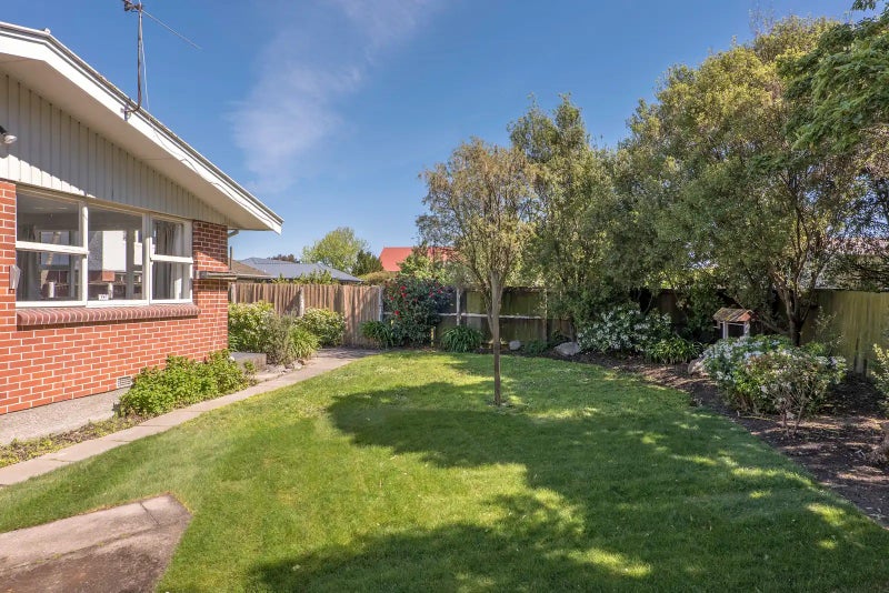 2/759 Ferry Road, Woolston, Christchurch - Carousel 1