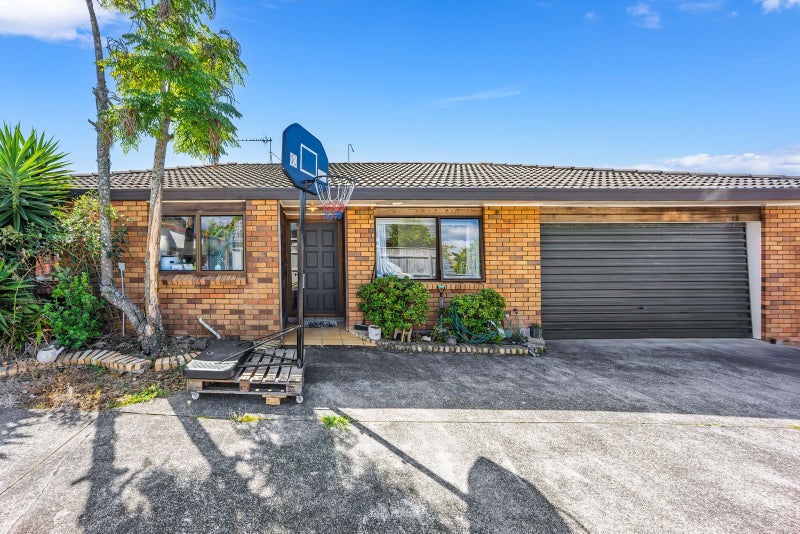2/152 Whitford Road, Somerville, Manukau City, Auckland - Carousel 1