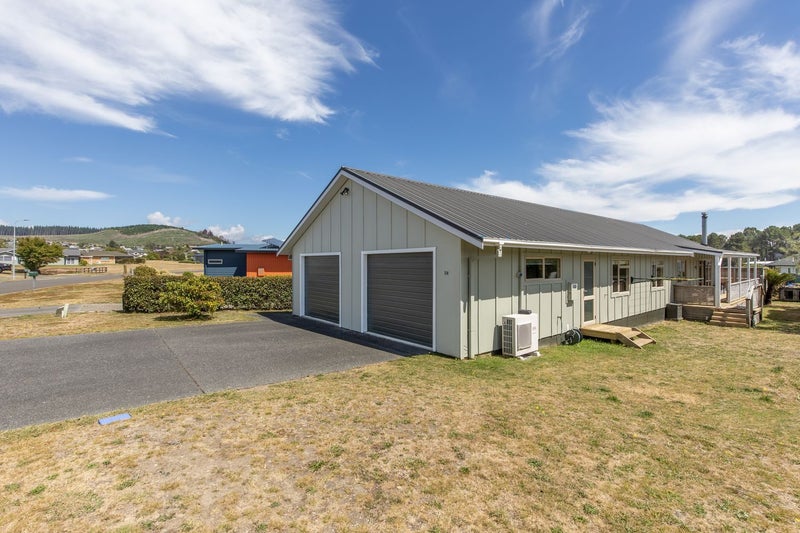 114 Parekaawa Drive, Motuoapa, Motuoapa - Carousel 1