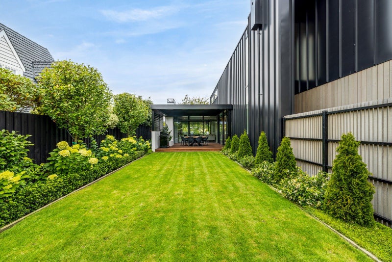 32 Chapter Street, St Albans, Christchurch - Carousel 35