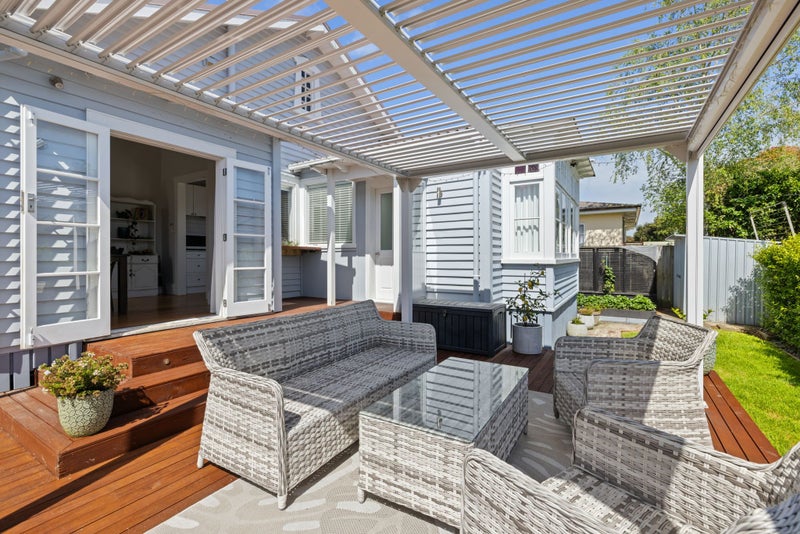 7 Claude Street, Fairfield, Hamilton - Carousel 1