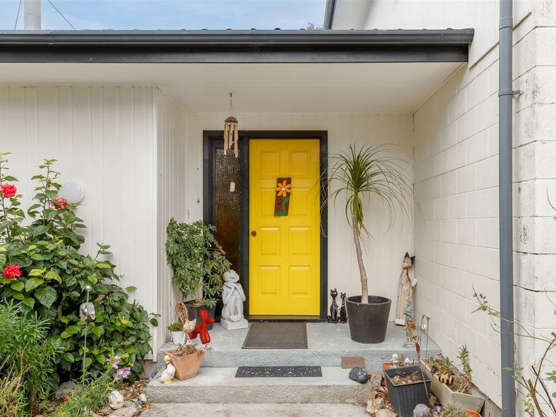 11 Cape Foulwind Road, Carters Beach, WESTPORT - Carousel 35