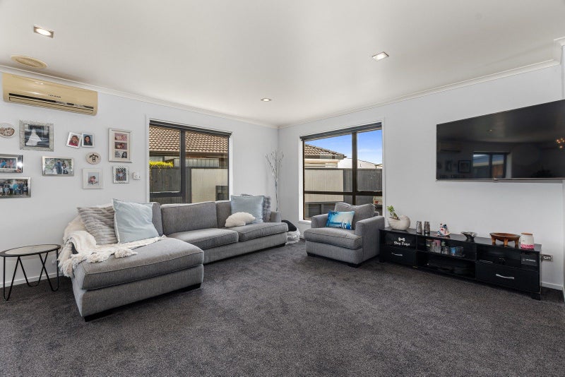 16 North Crest Drive, Onerahi, Whangarei - Carousel 2