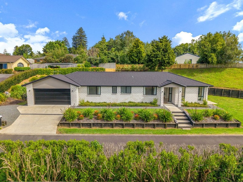 2 Acorn Lane, Morrinsville, Morrinsville - Carousel 1