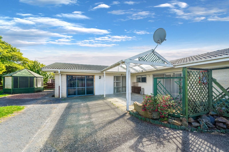 20 Sunnypark Avenue, Rosehill, Papakura - Carousel 2