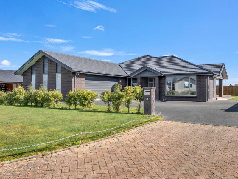 5 Hydrangea Lane, Milson, Palmerston North - Carousel 2