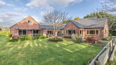 188 Otatara Road, New River Ferry, Invercargill - Carousel 1