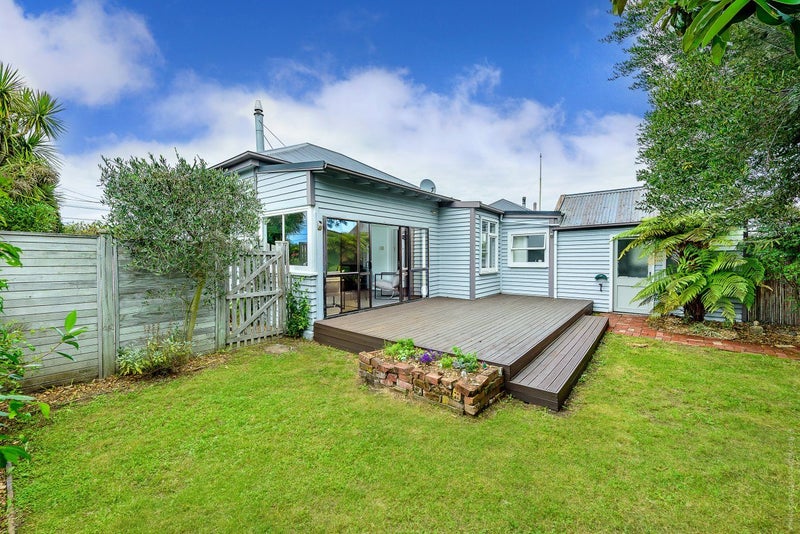 1/32 Radley Street, Woolston, Christchurch - Carousel 1