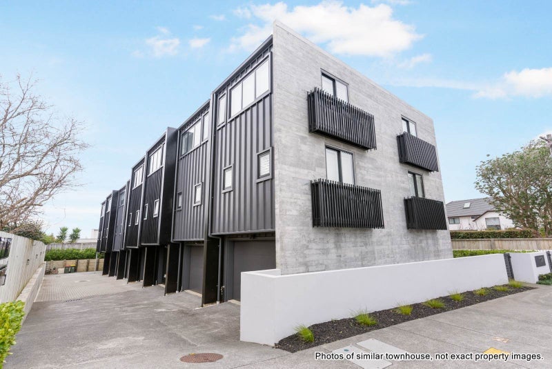 2/109 Kohimarama Road, Kohimarama, Auckland - Carousel 1