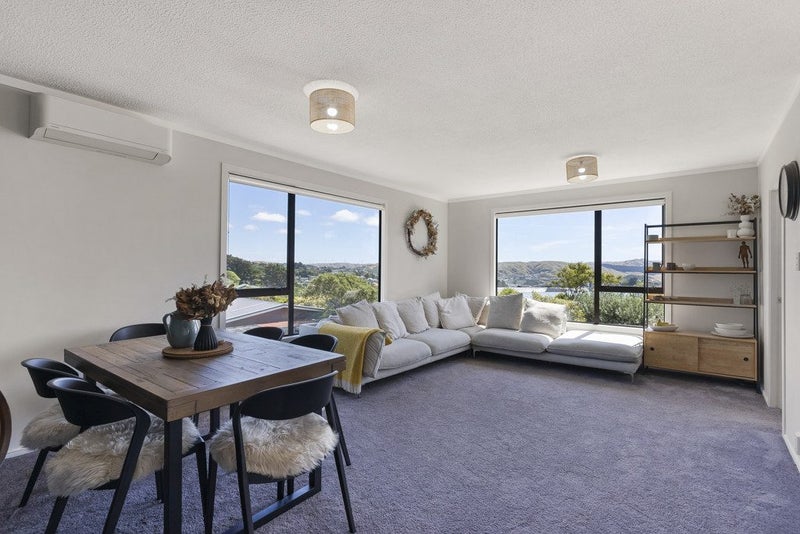 9B Colchester Crescent, Newlands, Wellington - Carousel 2