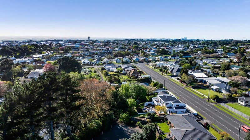 47 Hunter Street, Hawera - Carousel 44