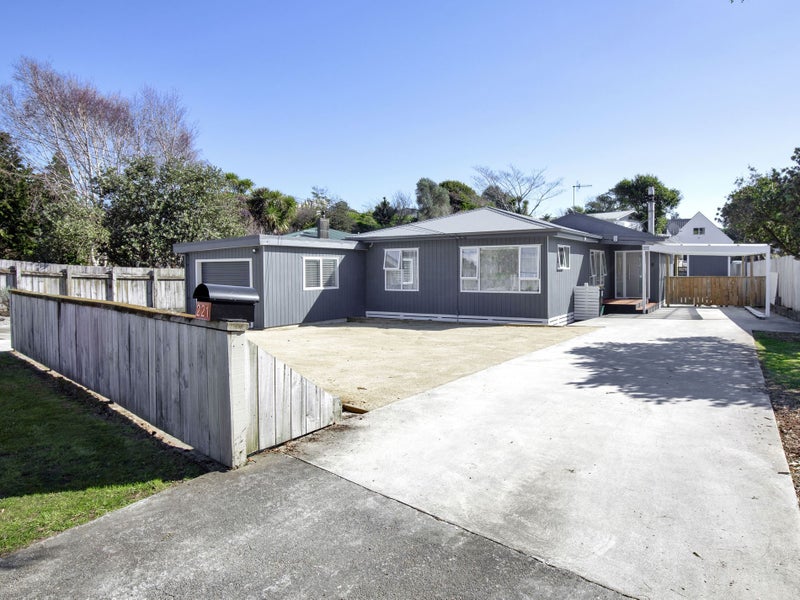 221 Matai Road, Raumati Beach, Paraparaumu - Carousel 1