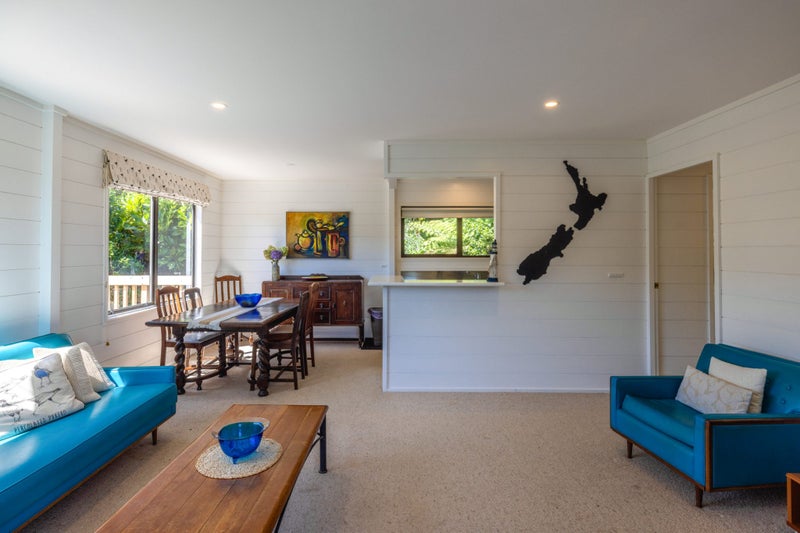 51 Frank Street, Oneroa, Waiheke Island - Carousel 2