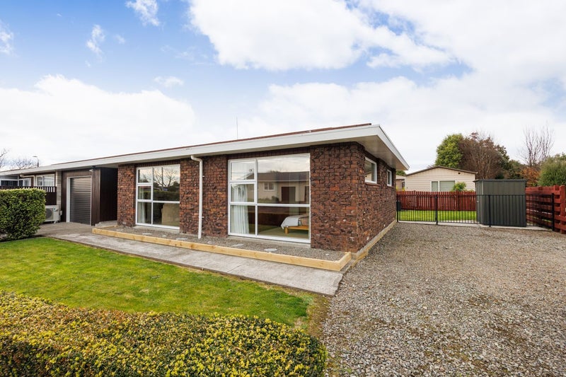 2 Wharite Place, Awapuni, Palmerston North - Carousel 23